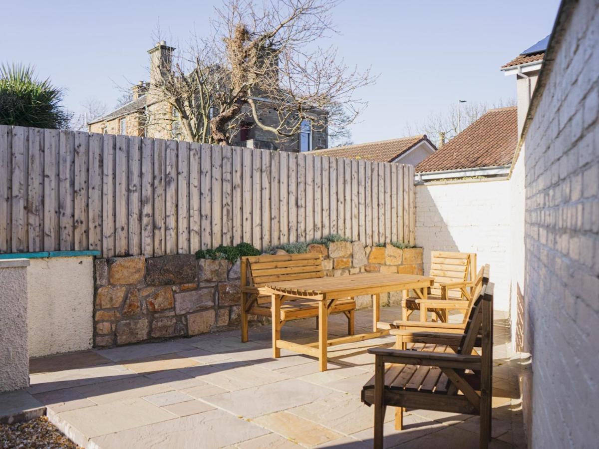 Pass The Keys The Old Stables, The Loan, Anstruther Exterior photo